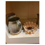 Miscellaneous glassware, serving plates, pitchers