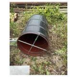 Metal barrel with dividers to hold miscellaneous pieces of metal