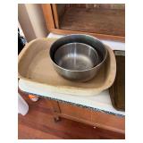 Cookie sheet bakeware, metal bowls
