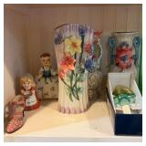 Miscellaneous glass decor and kerosene lamp