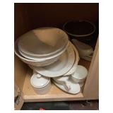 Miscellaneous serving dishes