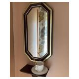 Wall decor, lamp, and floral decor