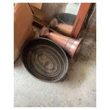 Roaster bottom and decor