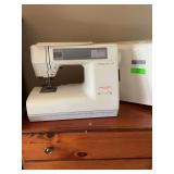 Memory craft 8000 Sewing machine
