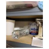 Miscellaneous food grinder, plastic napkins