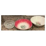 Miscellaneous serving bowls