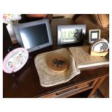 Digital thermometer, photo frame Pilgrims progress and coasters