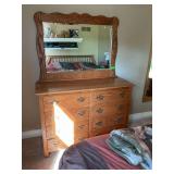 Beautiful eight drawer oak dresser with mirror