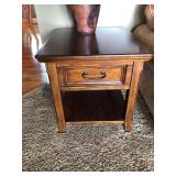 Matching end tables 24 x 27 x 26