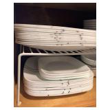 Set of corelle plates and bowls