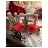 NOEL Cardinals that chirp Christmas songs, pretty cool