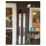 2 stick snowmen images – screwed to wall