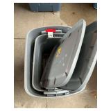 4 Totes w/lids