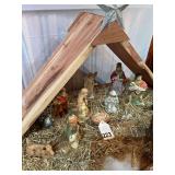 11 piece glass manger scene with stable and star, very nice