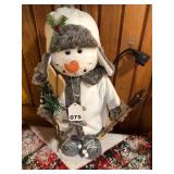 23-inch Snow Girl going skiing