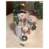 Snowman and family-wooden-vintage