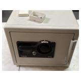 Sentry SO409 Combination Keyed Safe Box