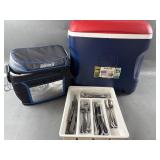 30qt Igloo Cooler & Flatware 30qt Igloo Cooler & Flatware