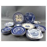 Vtg Blue & White Fine Porcelain
