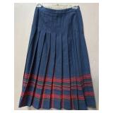 Pendleton Virgin Wool Skit (Size 8)