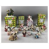 Enesco Christmas Maryï¿½s Moo Moos & More