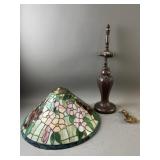 Tiffany Style Floral Motif Glass Lamp