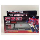 Transformers Optimus Prime 40th Anniversary