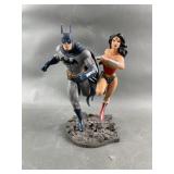 JLA Build-A-Scene Statue: Pt 1 Batman&Wonder Woman