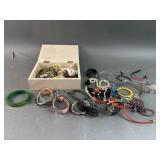 Victoriaï¿½s Secret, Dillion Rogerï¿½s & More Jewelry