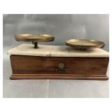 1800ï¿½s Victorian Apothecary Balance Scale