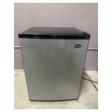 Sanyo Mini Refrigerator