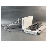 Nintendo Wii Home Video Game Console w/Remote