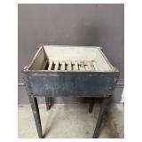 Vintage Farmhouse Wooden Garden Stand