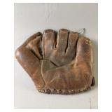 Vtg J.C. Higgins StreamlinerKurve Baseball Glove