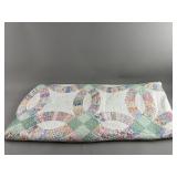 Antq/Vtg Double Wedding Ring Quilt