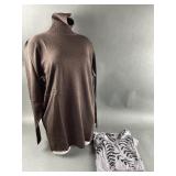 2 New Womenï¿½s Tops