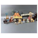 Vintage Cat Plaques & Figurines