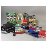 Vtg Polaroid 600 Spirit Instant Land Camera & More