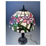 Vtg Tiffany-Style Stained Glass Table Lamp