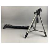 American DJ Blacklight & Vanguard VT-114 Tripod