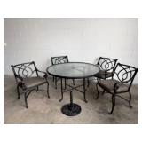 Outdoor Patio Table w/4 Chairs & Umbrella Stand