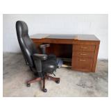Bernhardt Wooden Desk &  Leather Chair Office