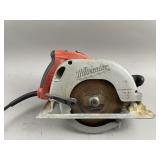 Milwaukee Tilt-Lok 7 1/4 in Circular Saw