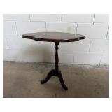 Antique Tilt Top Side Table