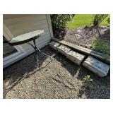 4 Concrete Planter Boxes & Patio Side Table