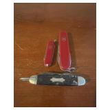 3 pocket Knives