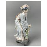 Vintage Lladro "Mayumi" Figurine