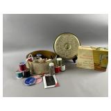 Vtg Singer Automatic Buttonholing & More