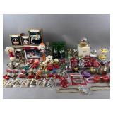 Vintage Christmas Ornaments & Accessories