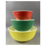 Vintage Pyrex Nesting Mixing Bowls